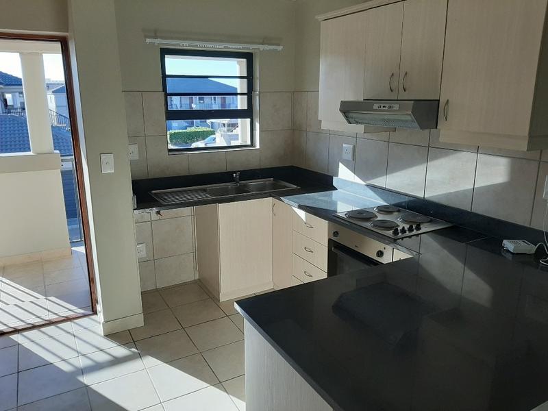 To Let 2 Bedroom Property for Rent in Burgundy Estate Western Cape